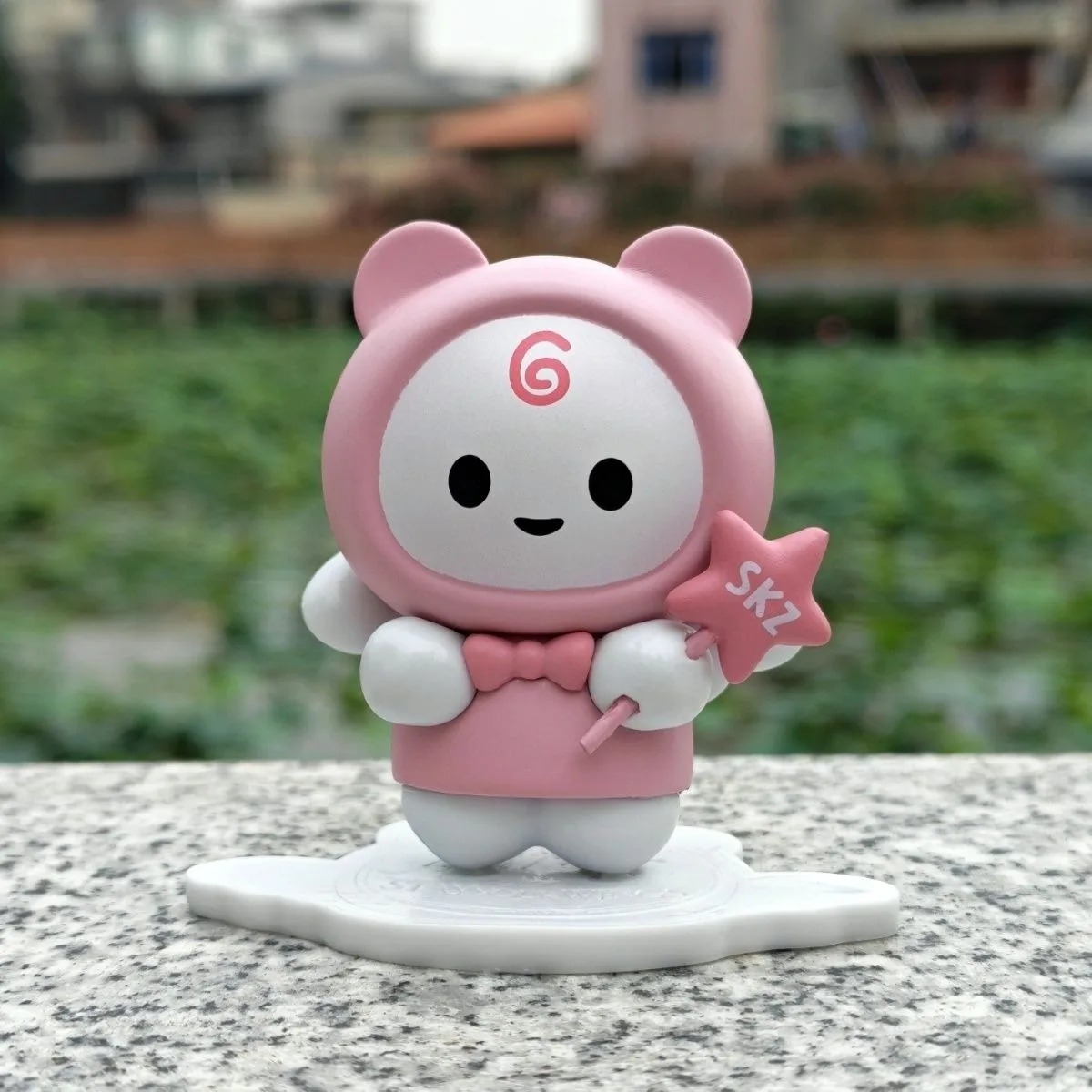 New K-POP SKZOO idol commemora - مراجعة Car Accessories Decoration وسعره